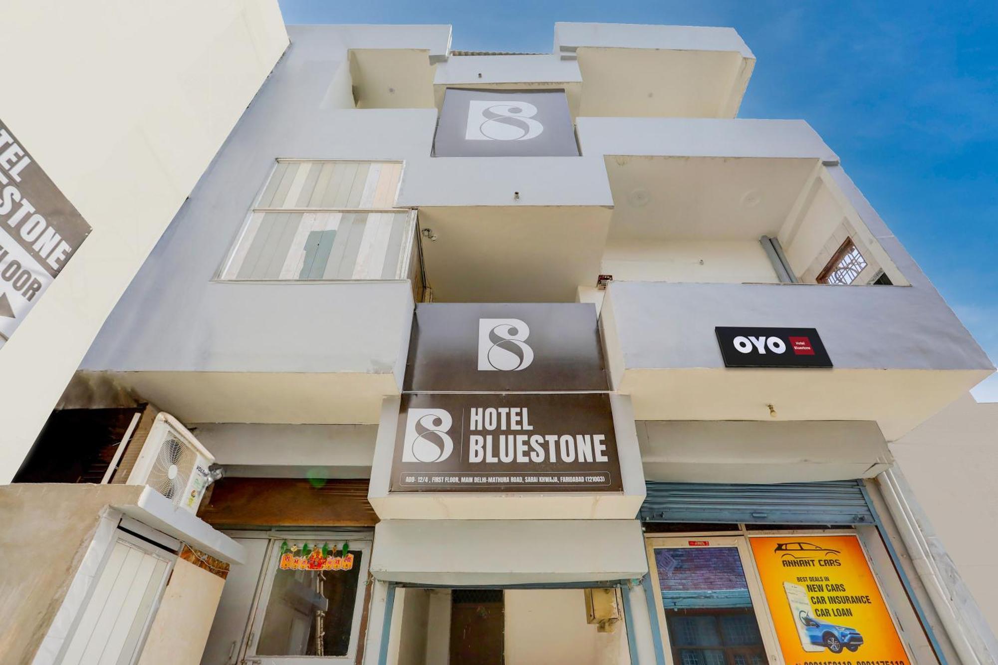 Super Hotel Live View Indraprastha Exteriör bild